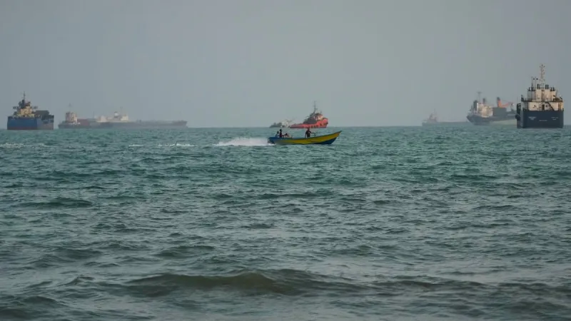 US military hits 3 Iranian oil tankers after saying Navy warships were targeted