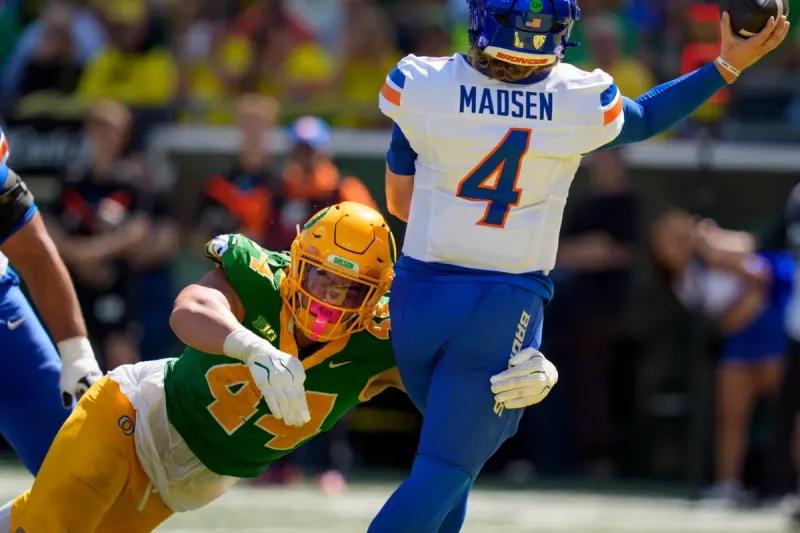 The Ducks Survived A Scare -- 3 Takeaways From Oregon's 34-27 Win Over Boise State