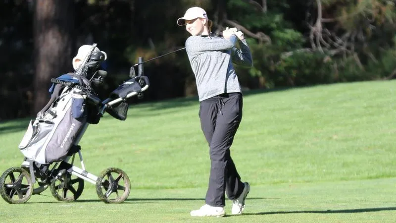 Thomas Opens in Top Twenty as Warriors Begin Oregon Tech Fall Invitational