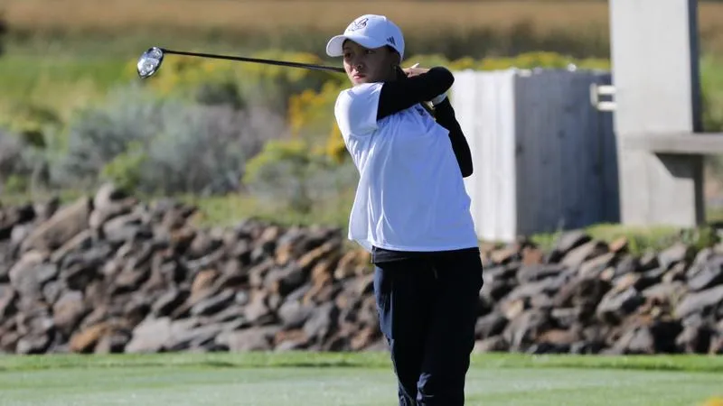 Lady Owls in 2nd After Day 1 of OIT Fall Invitational
