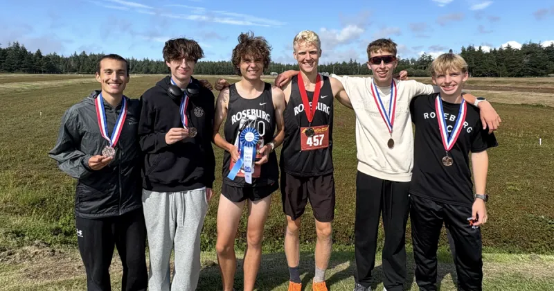 Prep Cross Country: Roseburg boys win Fugate Farms Invite team title