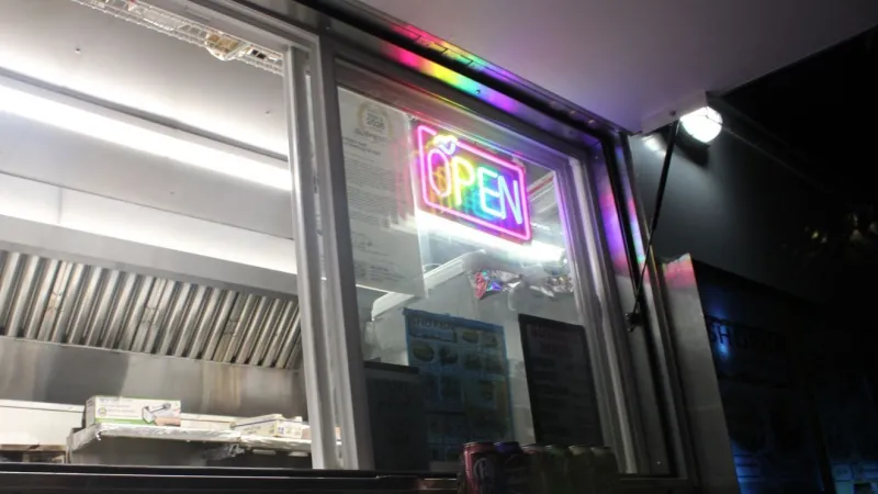 Montavilla food cart continues to serve authentic food despite tough economy