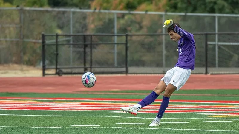 SOU plays D-1 Portland tough in exhibition