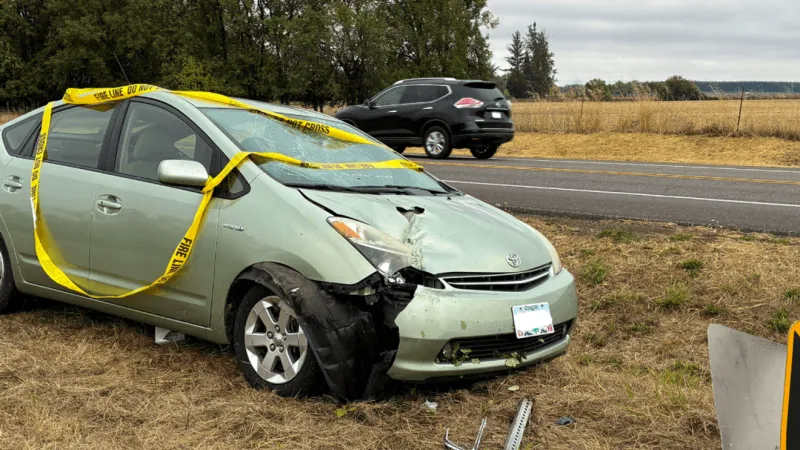 Lane County deputies investigate suspected impaired driving after crash on Clearlake Road