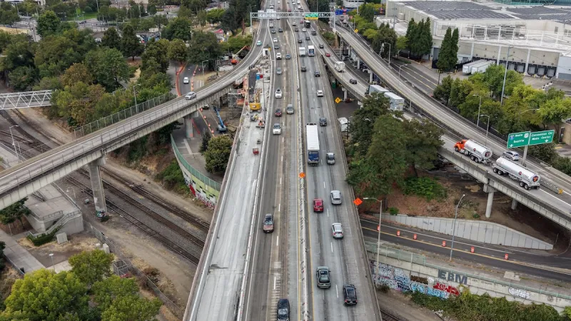 Transportation officials urge drivers to make alternate plans during I-5 lane closures in Portland
