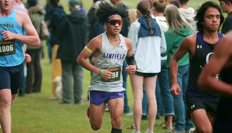 Cross country teams combine for nine personal bests at Ash Creek Invite