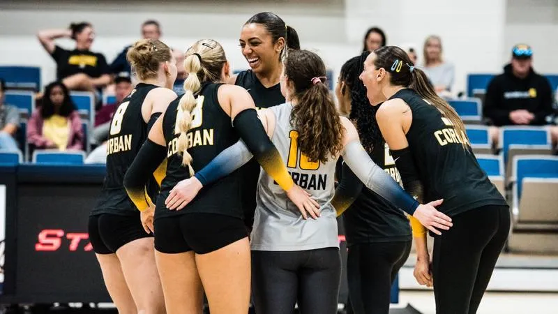 No. 4 Warriors Ace Eagles in Straight-Set Conference Road Sweep