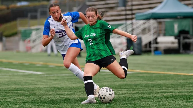 Broncos Buck Vikings in 4-0 Win