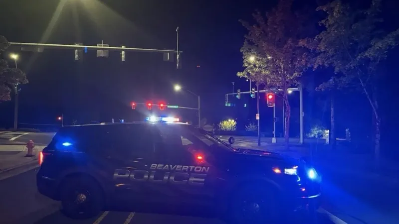 Beaverton Police investigate crash that had SW Scholls Ferry Rd. closed Sunday night