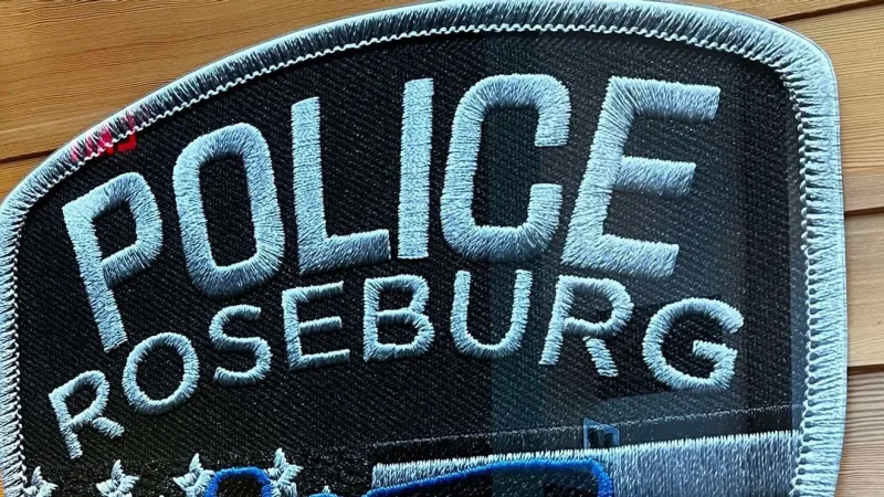 Naked man arrested on parole violation, indecent exposure in Roseburg, police say
