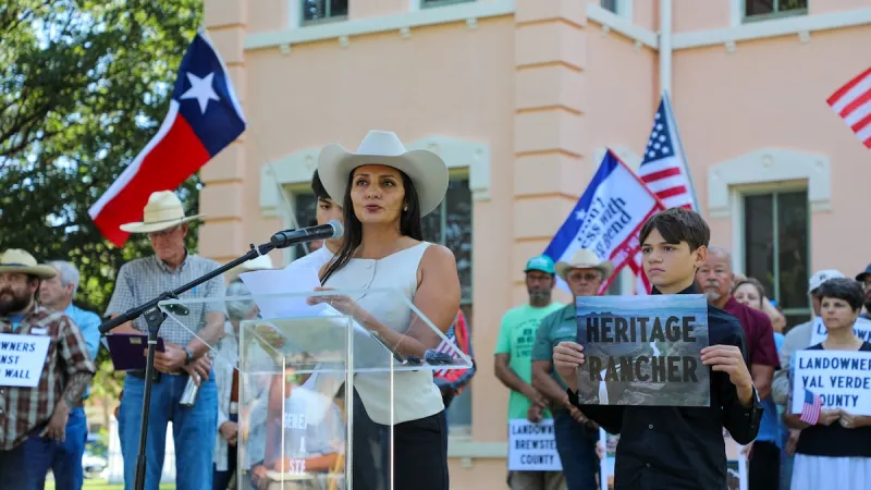 Texas landowners sue federal government over border wall plans