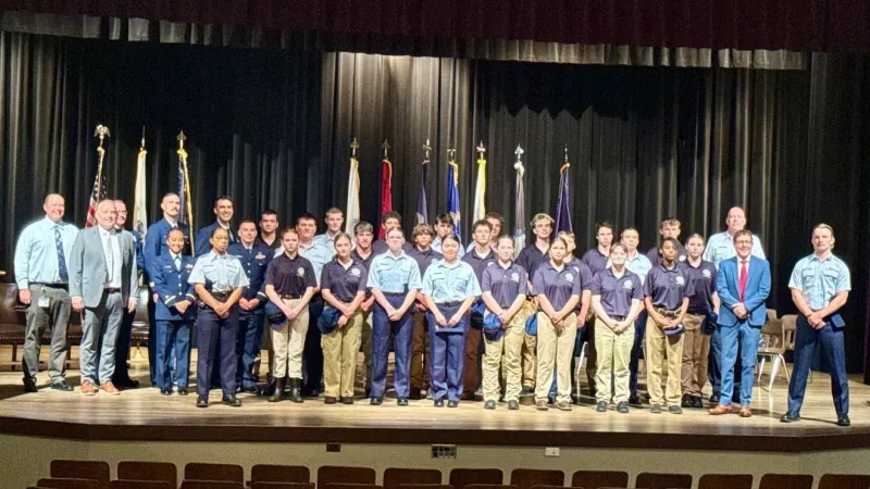 Marshfield High School makes history with new Coast Guard JROTC program