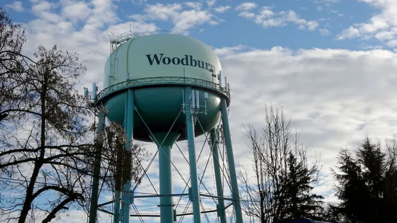 Woodburn council passes moratorium on new data centers