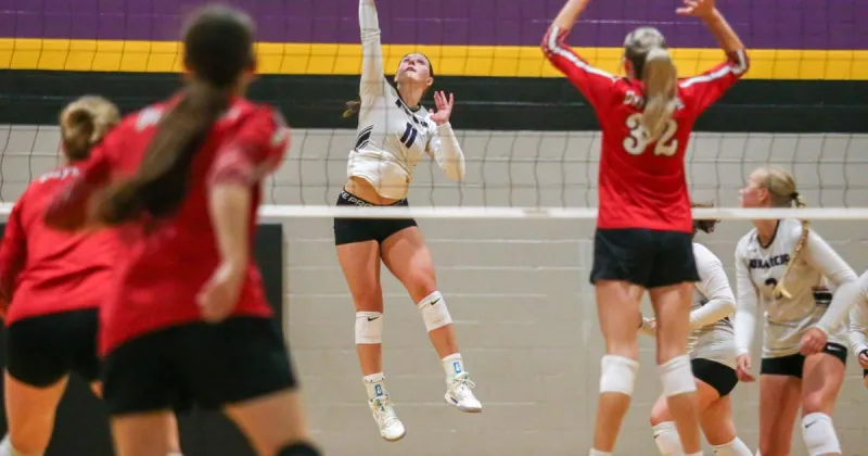 Prep Volleyball: Umpqua Valley Christian sweeps Days Creek to open Skyline League