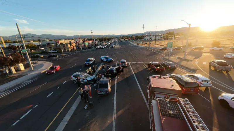 Reckless driver causes 5-vehicle crash on Crater Lake Highway, injuring 3, police say