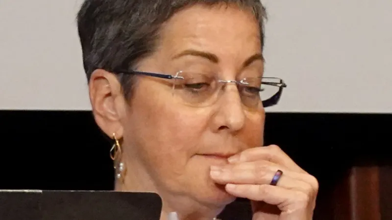 Washington County chair to step back from leadership role after obscene gesture pushback