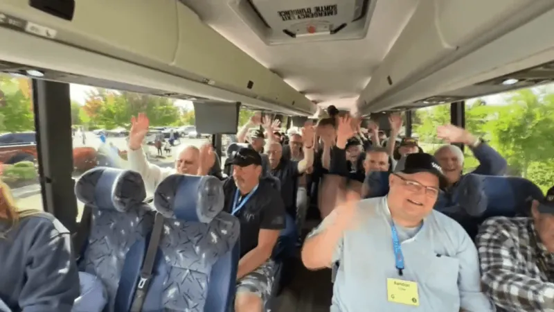Veterans depart for South Willamette Valley Honor Flight