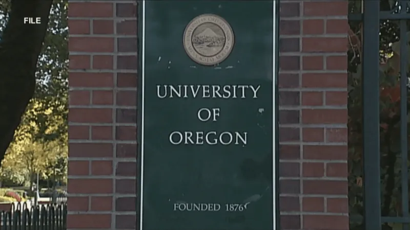 Classified staff for Univeristy or Oregon and Oregon State vote to strike