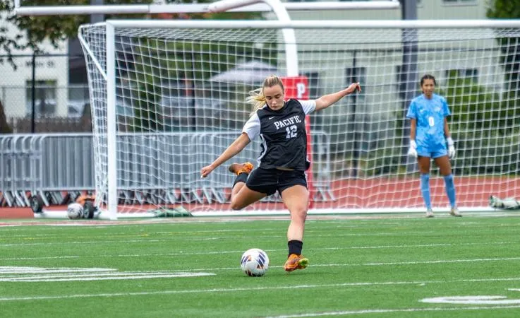 Boxers winning streak ends at Pacific Lutheran