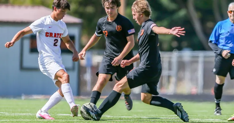 Prep Boys Soccer: Roseburg outruns Crater for 5-0 win in Southern Oregon Conference Hybrid