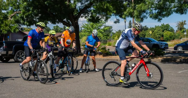 the VINEYARD TOUR returns for cycling across Umpqua wine country