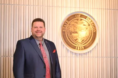 BROCK SMITH ACCEPTS OCTOBER 6TH U.S. SENATE DEBATE INVITATION IN BEND