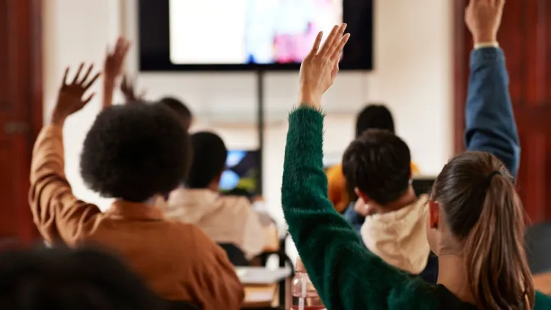 Oregon audit finds education department oversight gaps slow high school progress