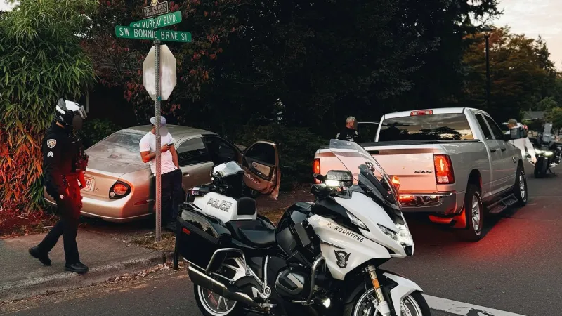 Beaverton PD: Driver flees hit-and-run while passing TriMet bus, crashes again nearby