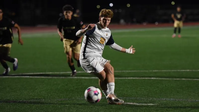Davidson Stands Tall as Warrior Men's Soccer Earns Statement Draw with RV Mounties