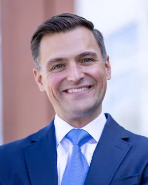 Oregon AG urges Congress to set AI guidelines