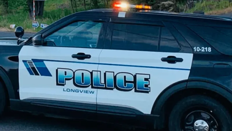 Wanted man accused of domestic violence arrested after Kelso SWAT incident
