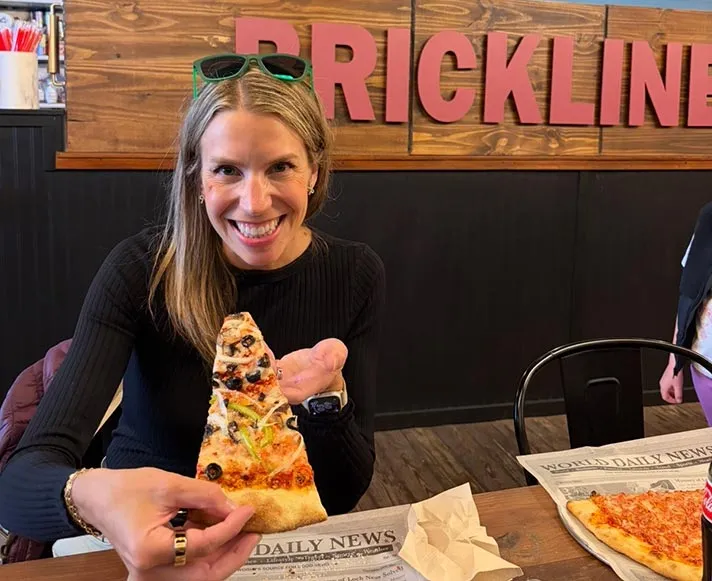 A SLICE OF NEW YORK IN JACKSONVILLE -- by Sandra Colley