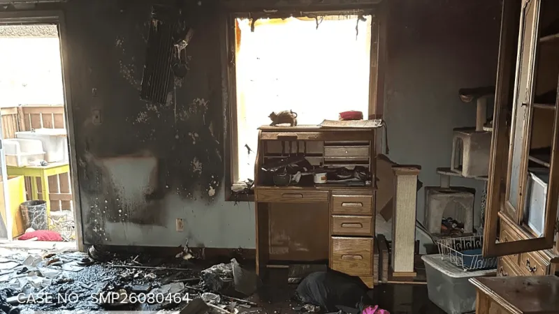 Woman arrested after Capital Mall Apartments fire in Northeast Salem