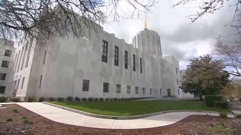 Oregon schools seek billions more as lawmakers weigh funding, accountability