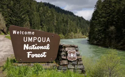 UMPQUA NATIONAL FOREST REDUCES CASTLE FIRE CLOSURE AREA