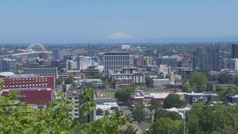 Unseasonably warm weather expected in the Portland metro over the weekend