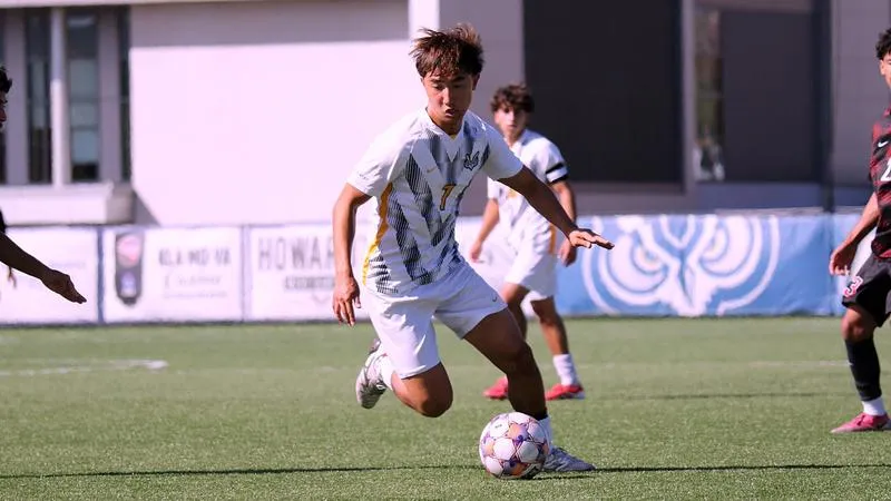 Set Pieces Doom Hustlin' Owls in Home Loss to Carroll