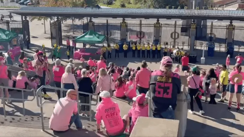 Power of Pink Walk at Autzen Stadium honors those affected by Breast Cancer