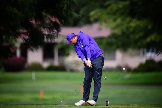 Men's golf ties for fourth in NWC debut behind Bailey and Irving