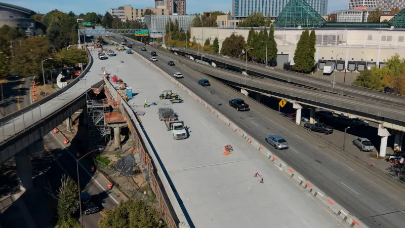 Increased I-5 closure traffic levels out on neighborhood streets near Portland's Rose Quarter