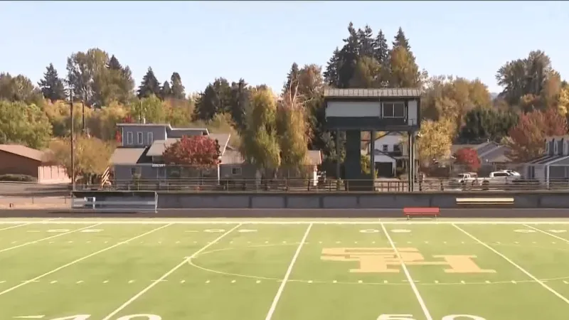 Family says Sweet Home teen Mason Flores won't recover from football head injury