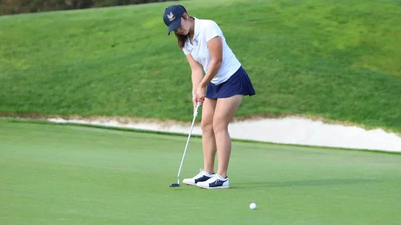 Hepner Holds Day 1 Lead, Lady Owls Top Leaderboard