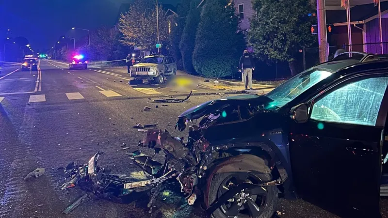 Vancouver Police: Pedestrian dead, another injured as DUI suspect runs red light, crashes