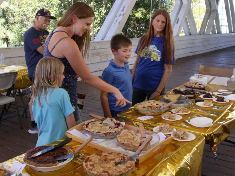 Scene Around Town: Celebrating Autumn