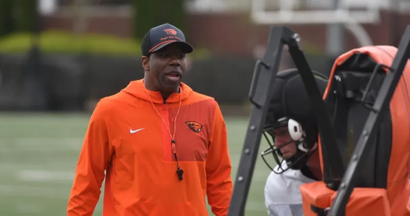 Oregon State football players offered mumps vaccine boosters