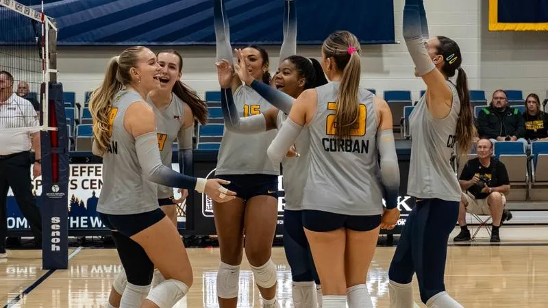 No. 5 Warriors Leave No Doubt, Sweep Beacons to Avenge Conference-Opening Loss