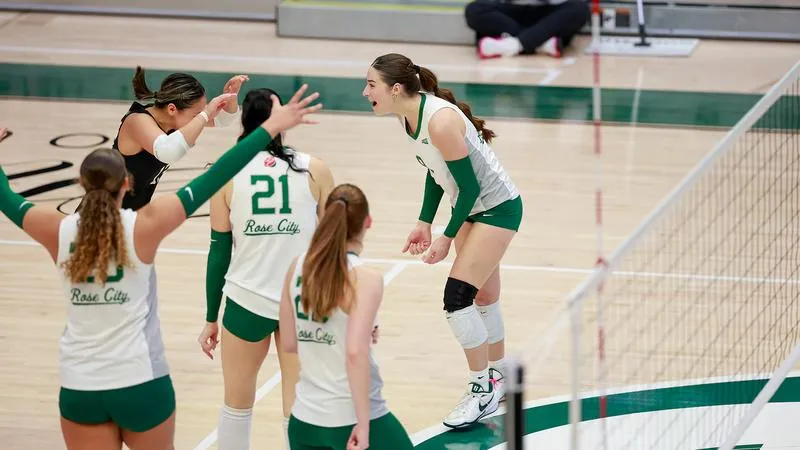 Vikings 'Learn How to Win', Play Big Late in Sets in 3-1 Victory over Montana