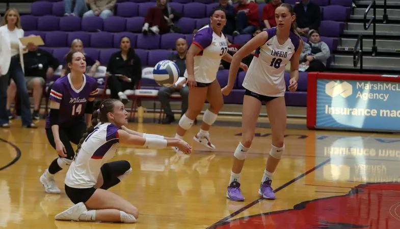'Cats stumble in Friday night battle with Willamette