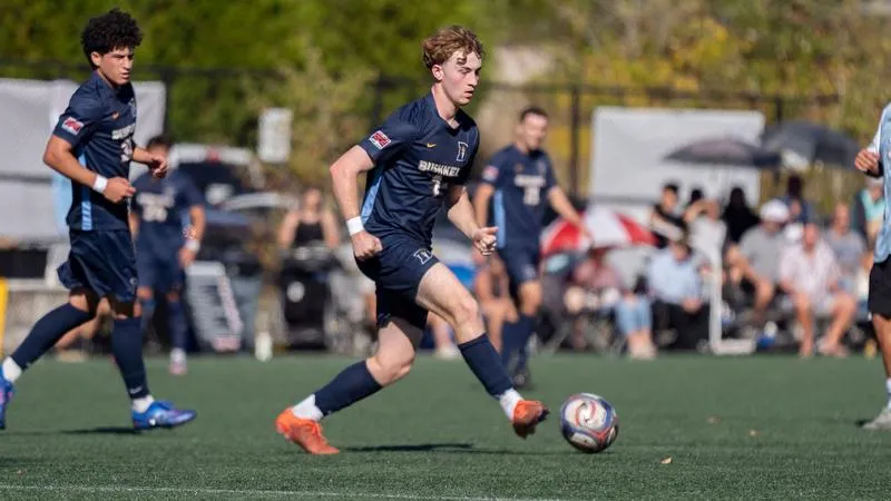 Beacons Out-Pace Geoducks for Ninth Win