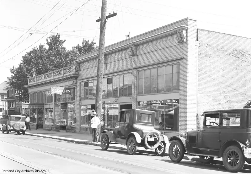 NE Broadway, circa 1929